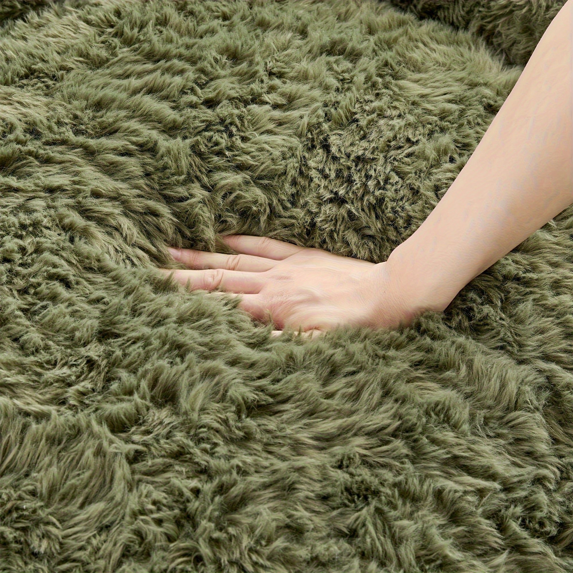 Green Plush Lazy Sofa Bed with 2 Pillows - Convertible Bean Bag Chair, No Assembly Required, Multi-Functional Sleeper Couch for Small Spaces, Durable Fabric Lounge Bed with Easy-Clean Surface, Ideal for Game Rooms, Living Room & Guest Accommodation